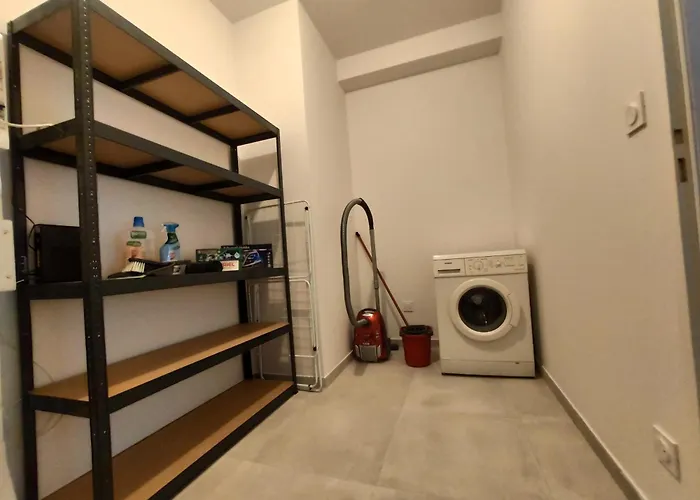 Colorchic 3 Etoiles - 120M2 Plein Centre - Parking Prive Terrasse Clim