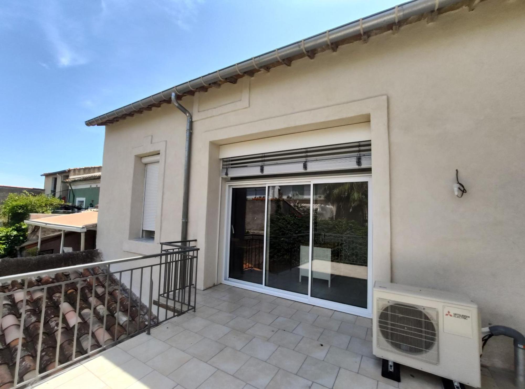 Colorchic 3 Etoiles - 120m2 Plein Centre - Parking Prive Terrasse Clim * Mèze