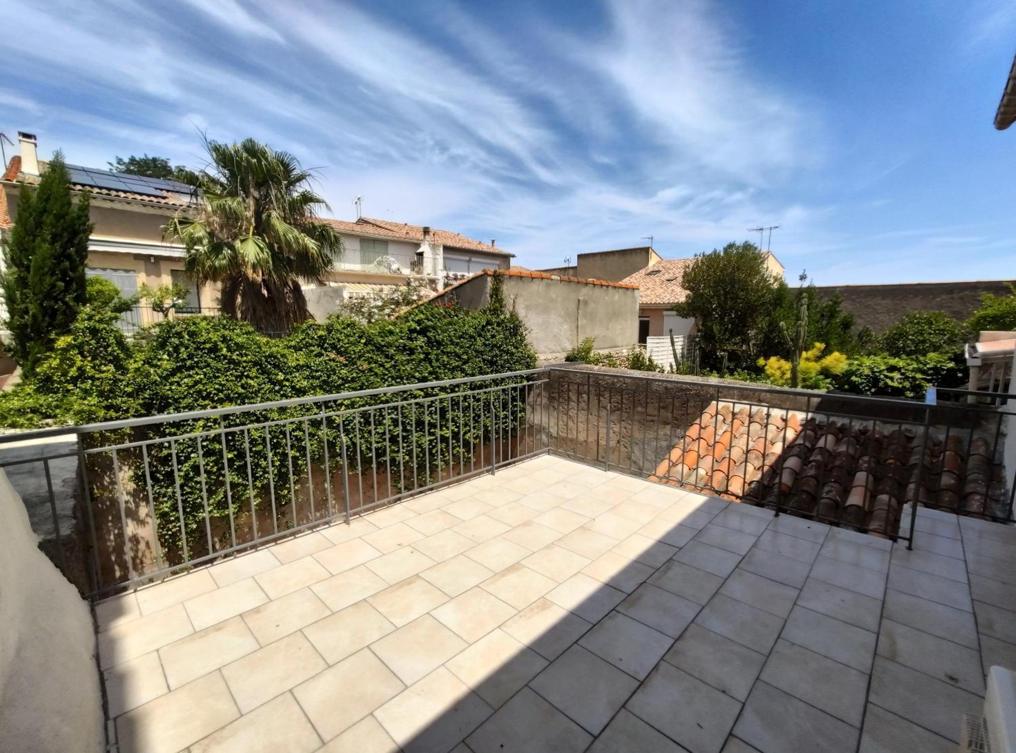 Colorchic 3 Etoiles - 120m2 Plein Centre - Parking Prive Terrasse Clim *